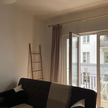 11 Apartment