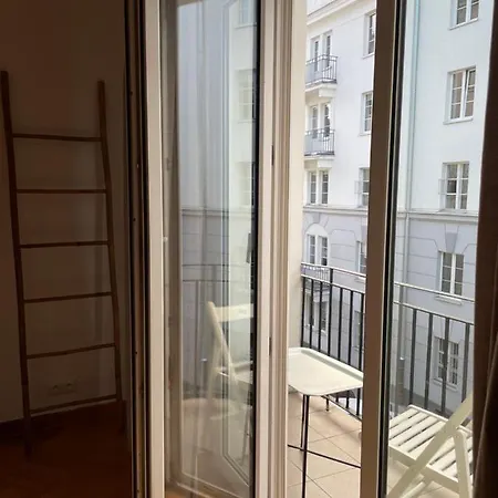 11 Apartment