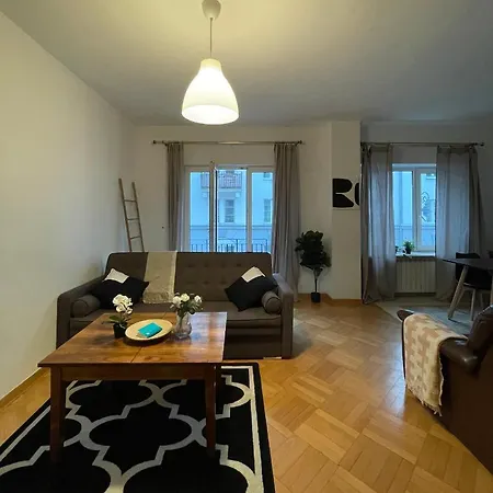 11 Apartment